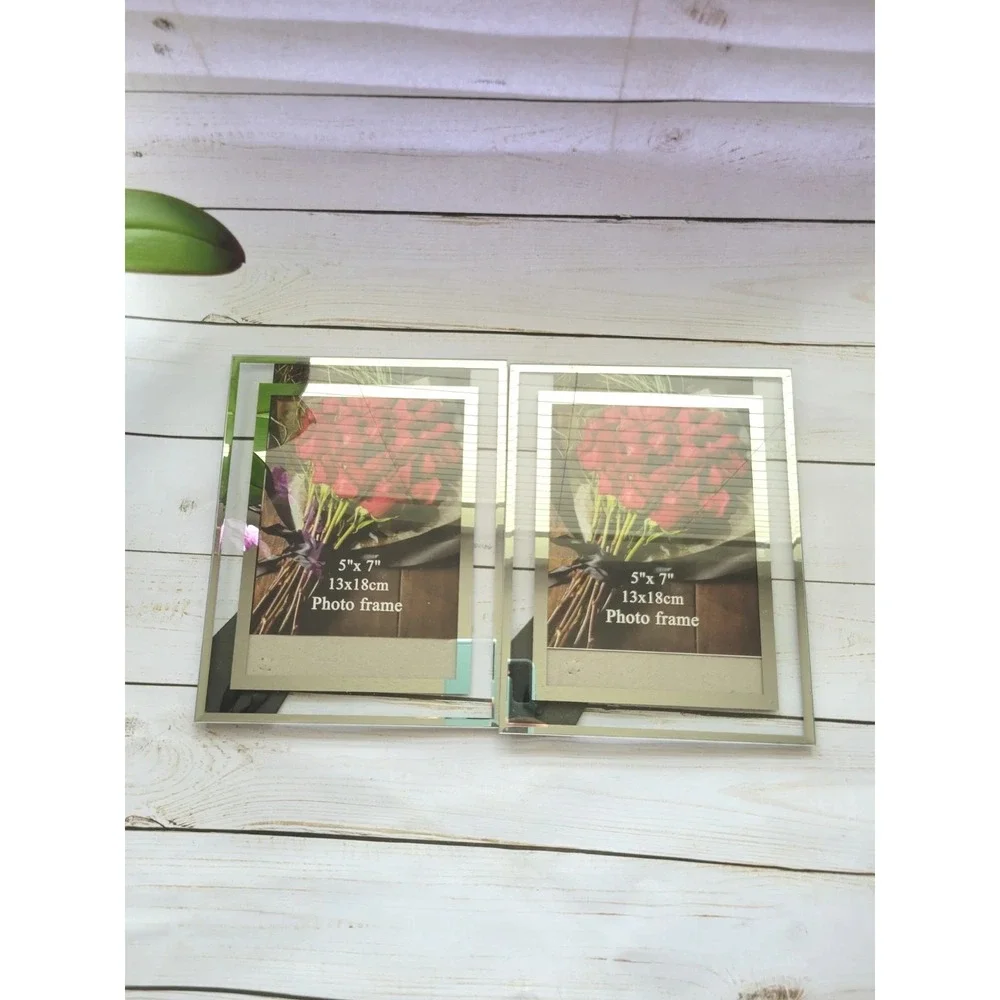 Picture Frames‎ 5x7 Mirrored Edge Glass Frame - Table Mount - 2 Frames Included